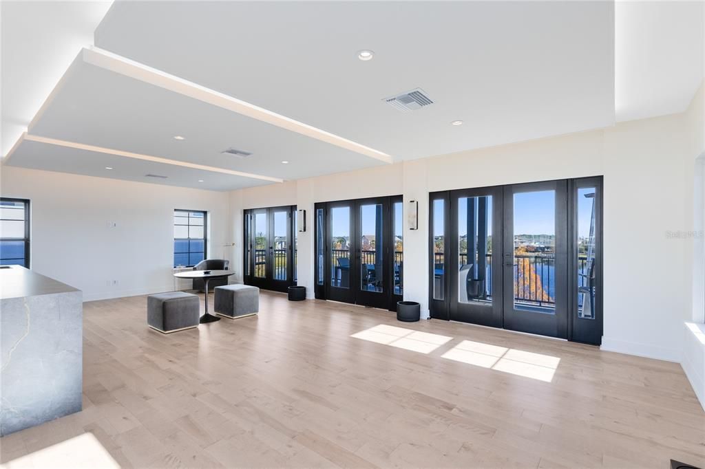 For Sale: $1,999,900 (4 beds, 3 baths, 3467 Square Feet)