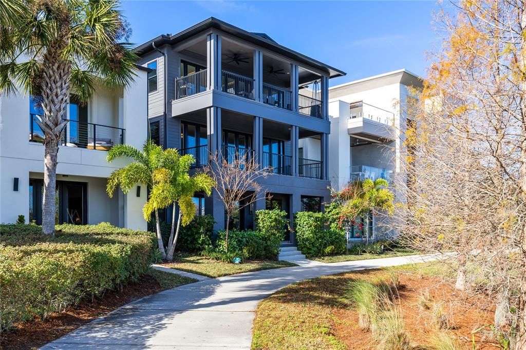 For Sale: $1,999,900 (4 beds, 3 baths, 3467 Square Feet)