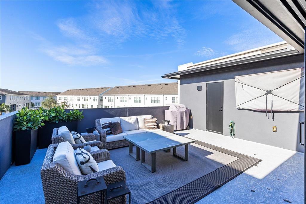 For Sale: $1,999,900 (4 beds, 3 baths, 3467 Square Feet)