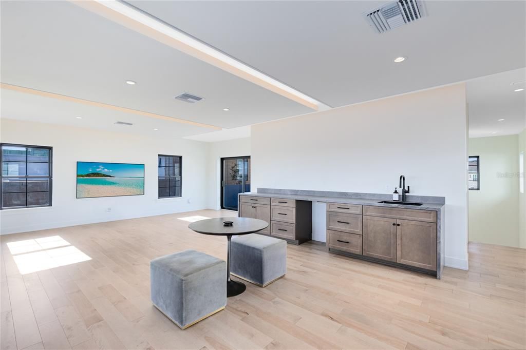 For Sale: $1,999,900 (4 beds, 3 baths, 3467 Square Feet)