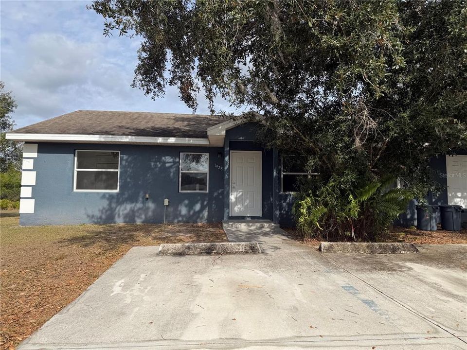 Recently Rented: $1,100 (2 beds, 2 baths, 2144 Square Feet)