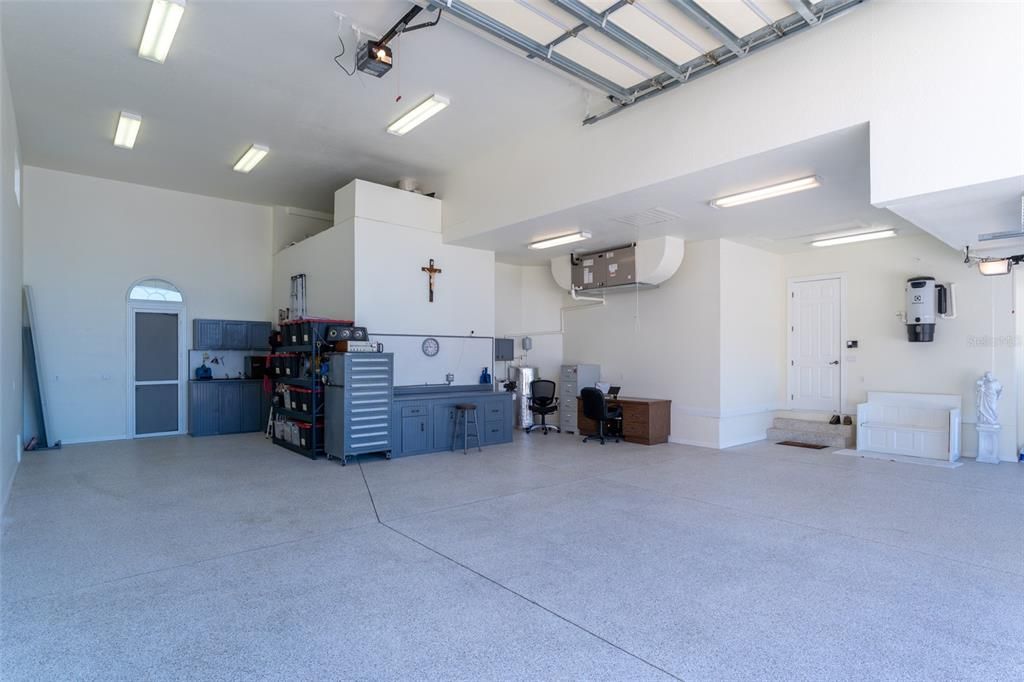 For Sale: $1,300,000 (4 beds, 4 baths, 3558 Square Feet)