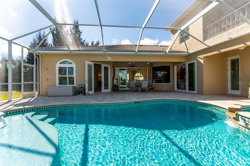 For Sale: $1,300,000 (4 beds, 4 baths, 3558 Square Feet)