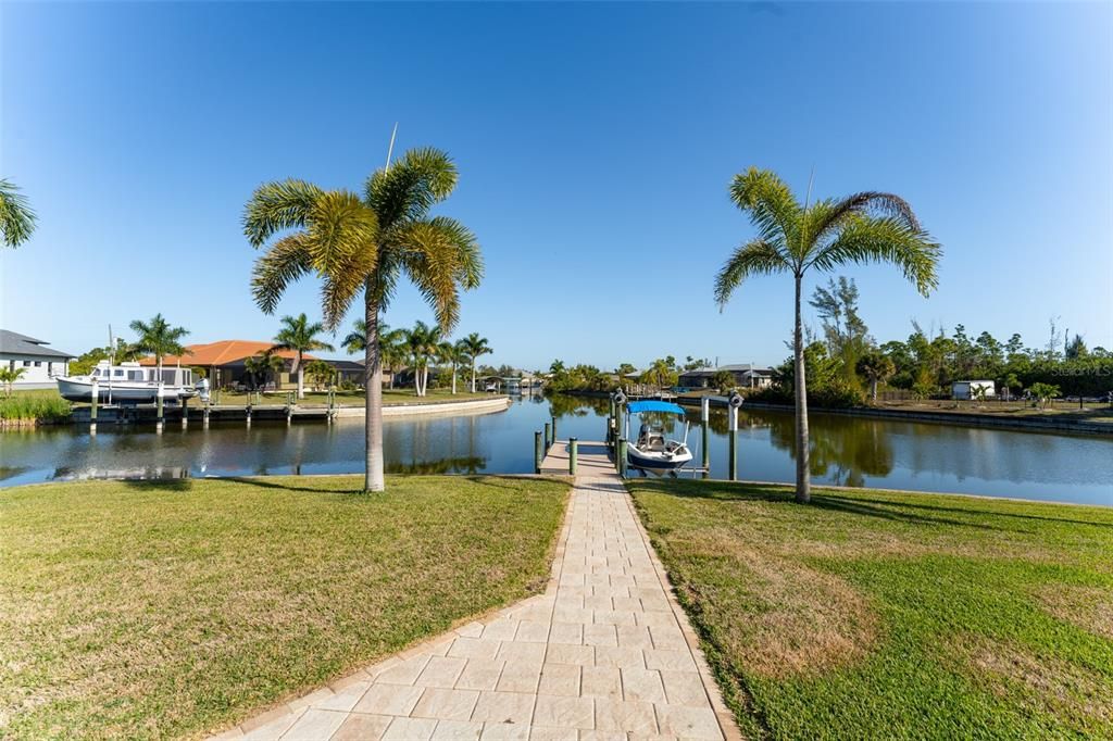 For Sale: $1,300,000 (4 beds, 4 baths, 3558 Square Feet)