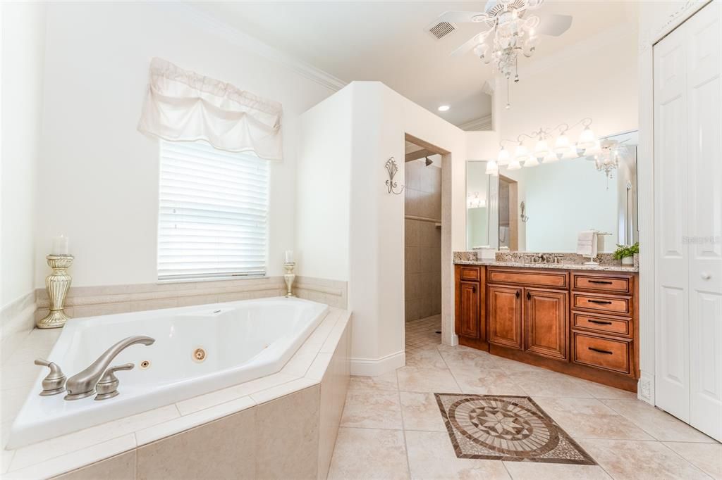 For Sale: $1,300,000 (4 beds, 4 baths, 3558 Square Feet)