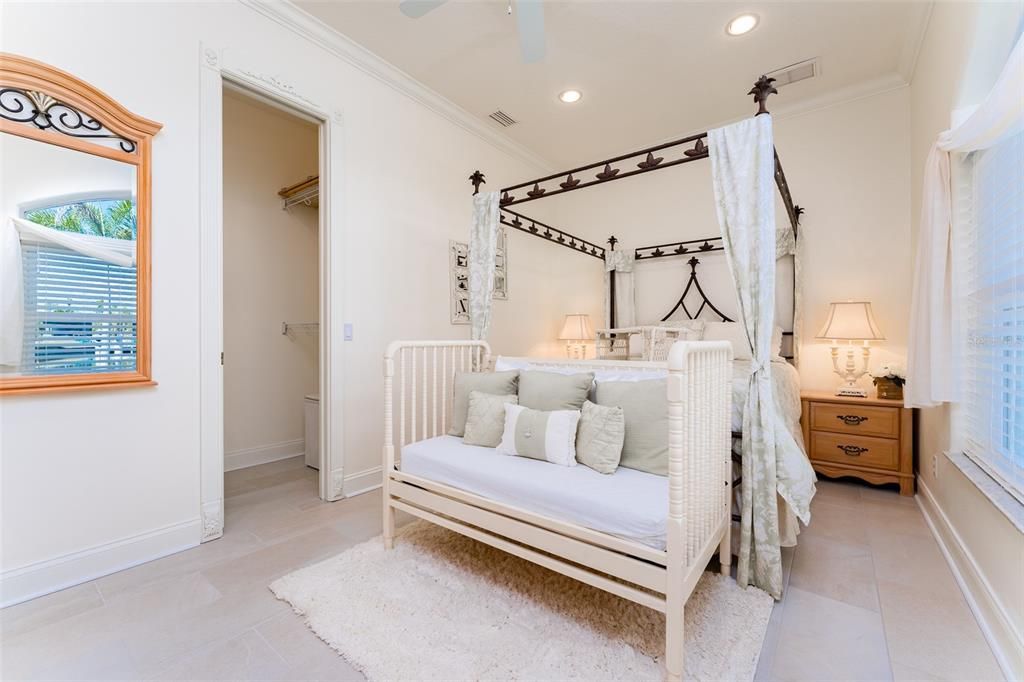 For Sale: $1,300,000 (4 beds, 4 baths, 3558 Square Feet)