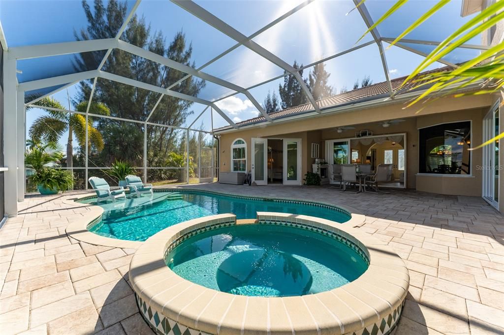 For Sale: $1,300,000 (4 beds, 4 baths, 3558 Square Feet)
