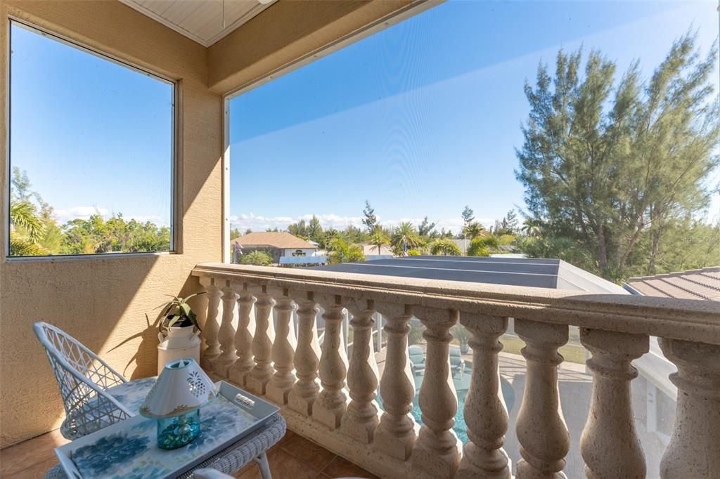 For Sale: $1,300,000 (4 beds, 4 baths, 3558 Square Feet)