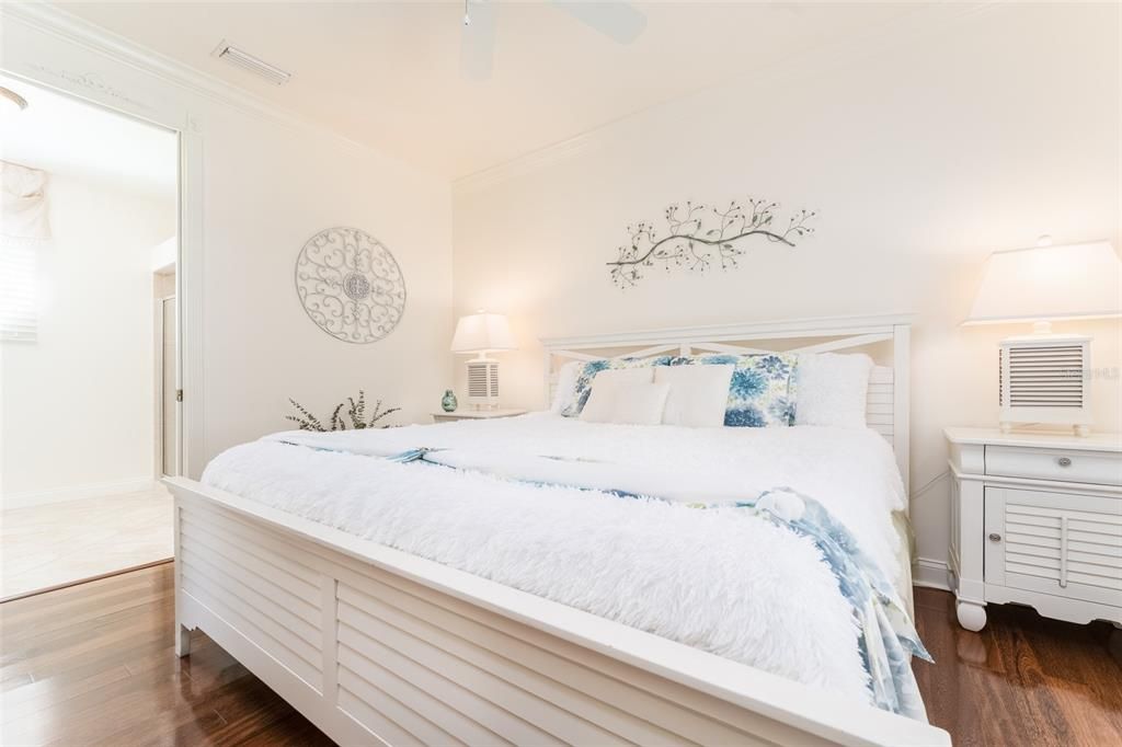 For Sale: $1,300,000 (4 beds, 4 baths, 3558 Square Feet)