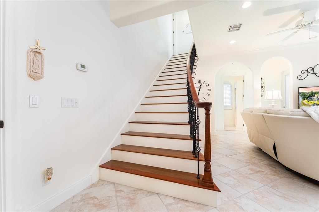 For Sale: $1,300,000 (4 beds, 4 baths, 3558 Square Feet)