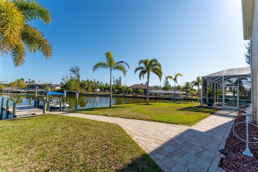 For Sale: $1,300,000 (4 beds, 4 baths, 3558 Square Feet)