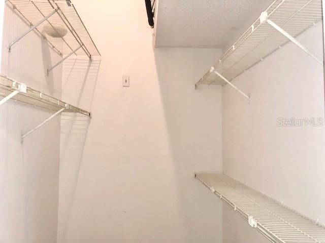 For Rent: $2,299 (2 beds, 2 baths, 1460 Square Feet)