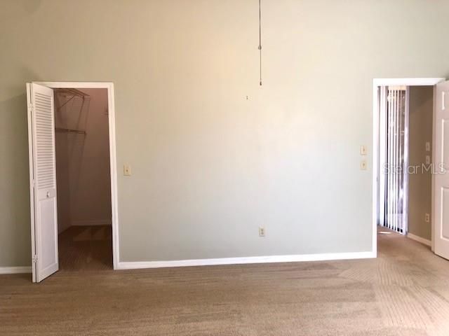 For Rent: $2,299 (2 beds, 2 baths, 1460 Square Feet)