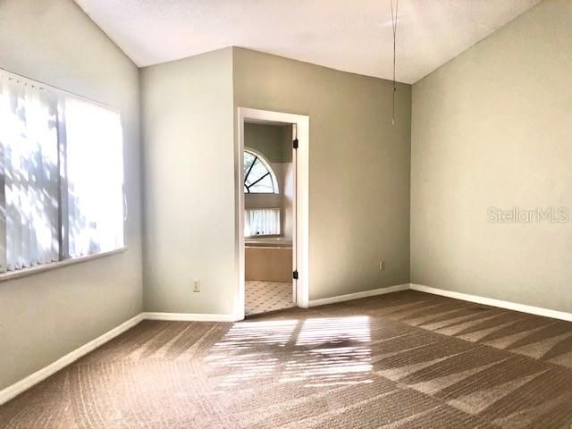 For Rent: $2,299 (2 beds, 2 baths, 1460 Square Feet)