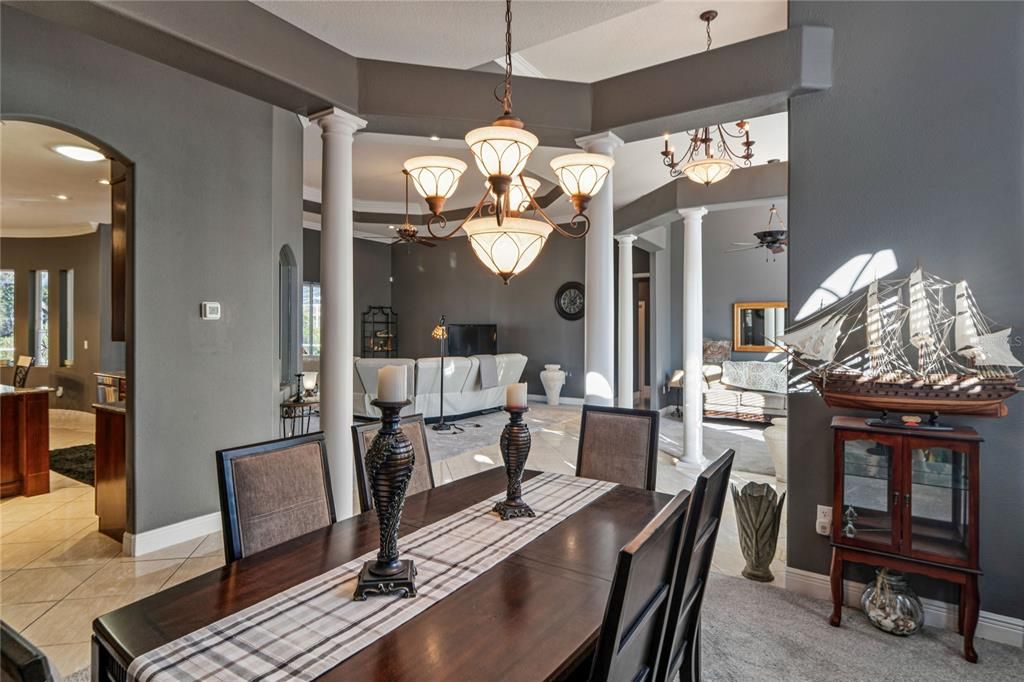 For Sale: $575,000 (3 beds, 3 baths, 2868 Square Feet)