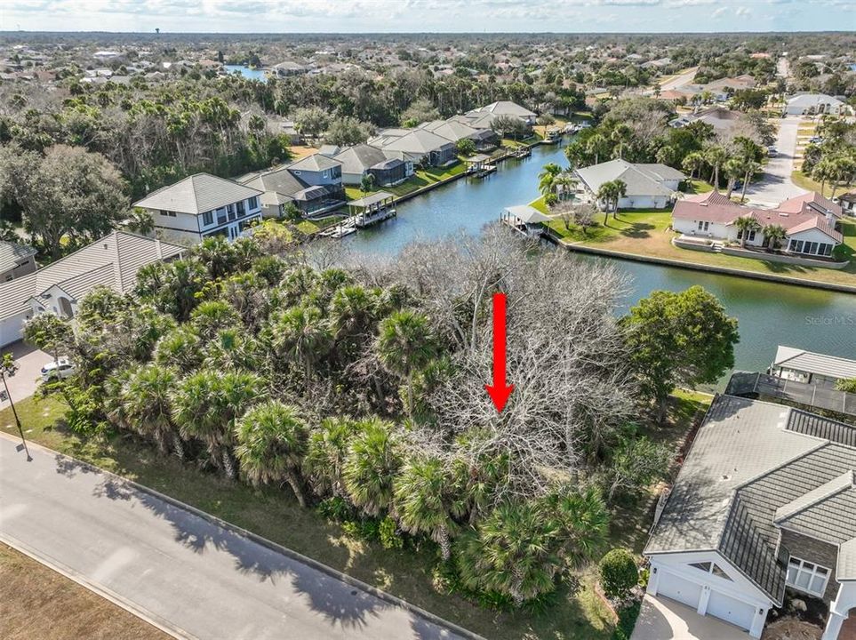 待售: $399,000 (0.27 acres)