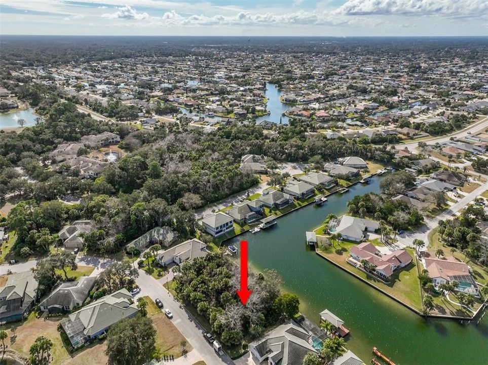 待售: $399,000 (0.27 acres)