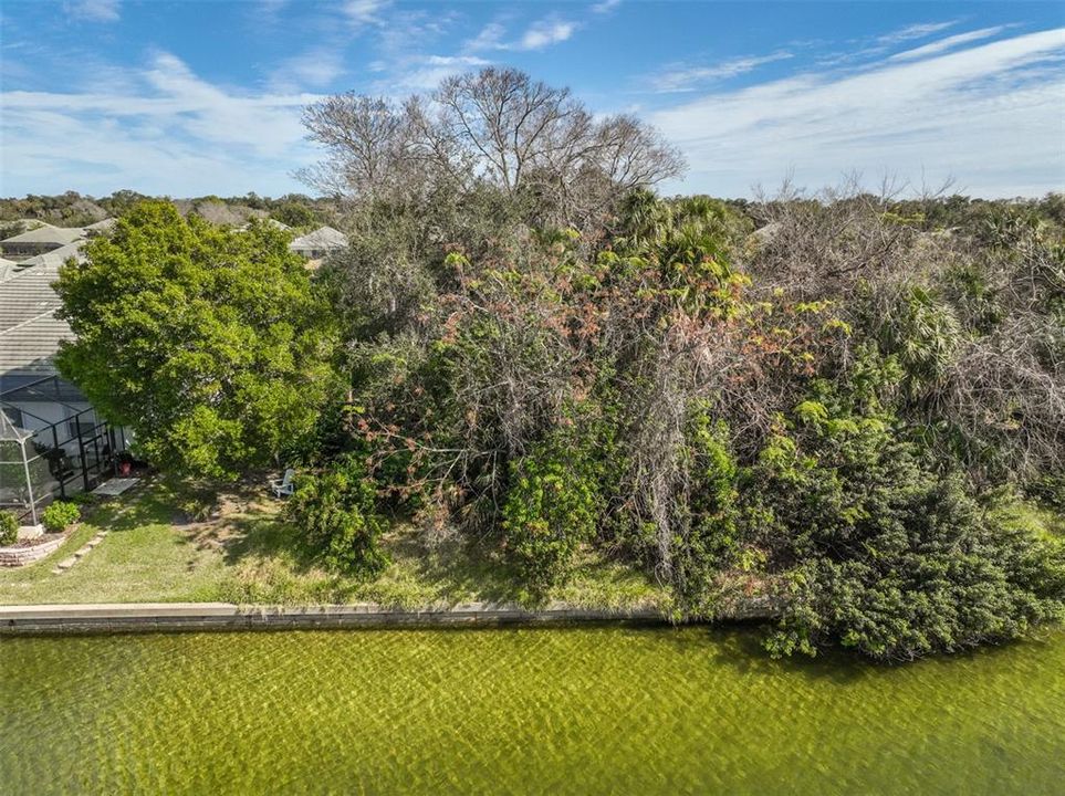 待售: $399,000 (0.27 acres)