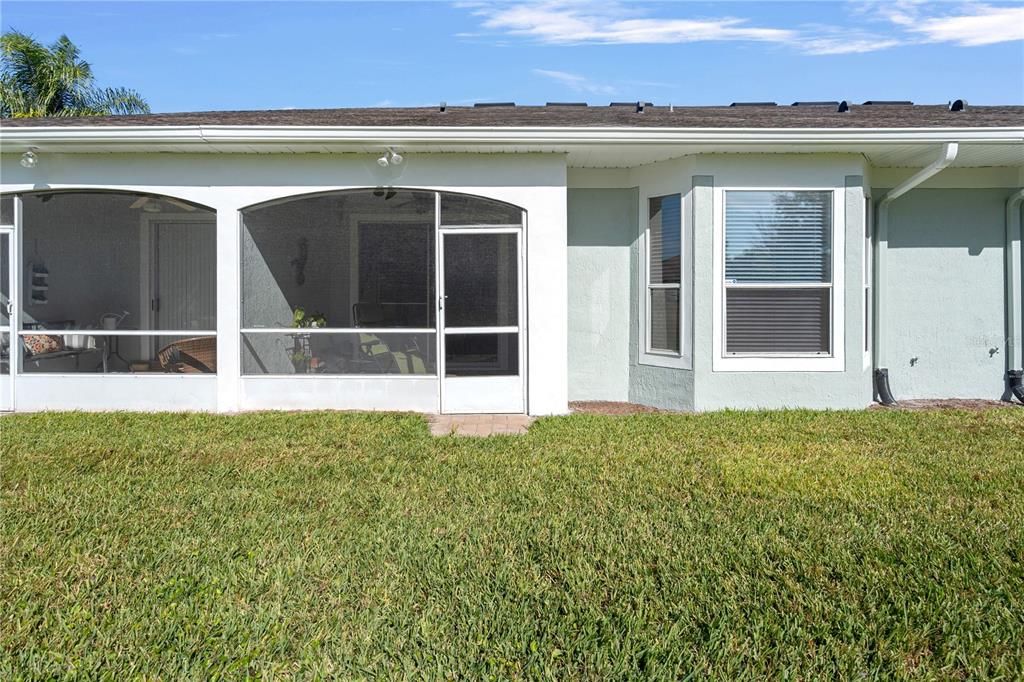 Activo con contrato: $319,900 (2 camas, 2 baños, 1542 Pies cuadrados)