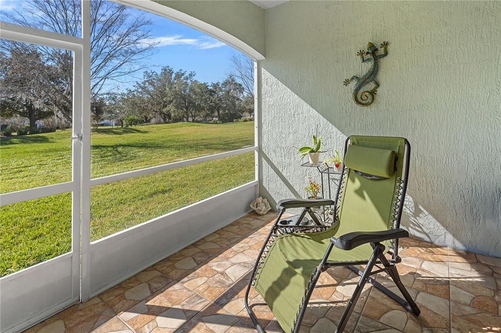 Activo con contrato: $319,900 (2 camas, 2 baños, 1542 Pies cuadrados)