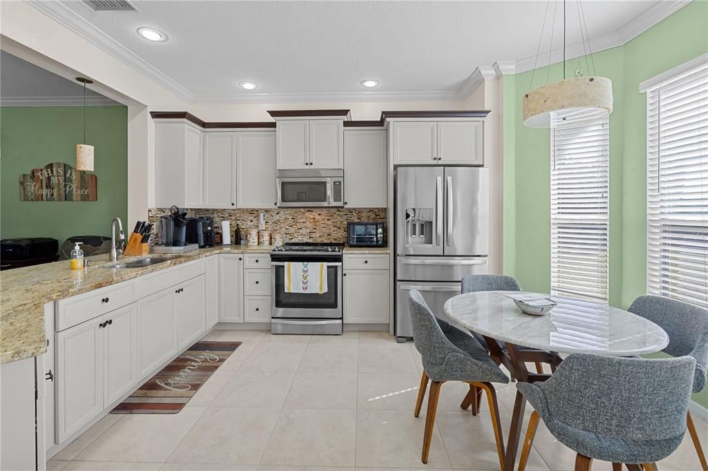 Activo con contrato: $319,900 (2 camas, 2 baños, 1542 Pies cuadrados)