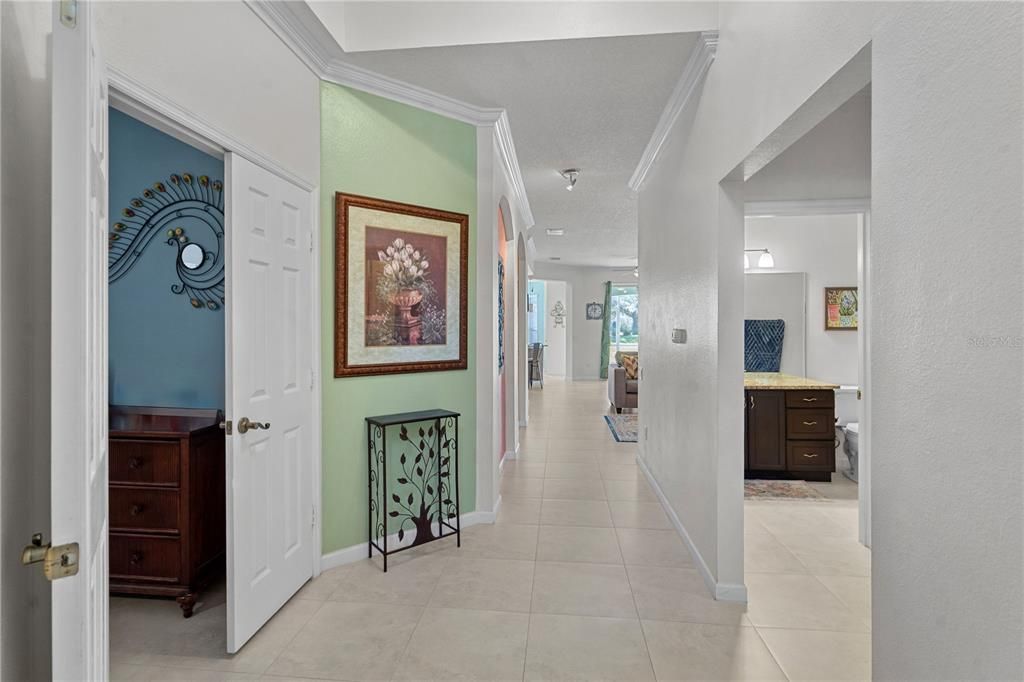 Activo con contrato: $319,900 (2 camas, 2 baños, 1542 Pies cuadrados)