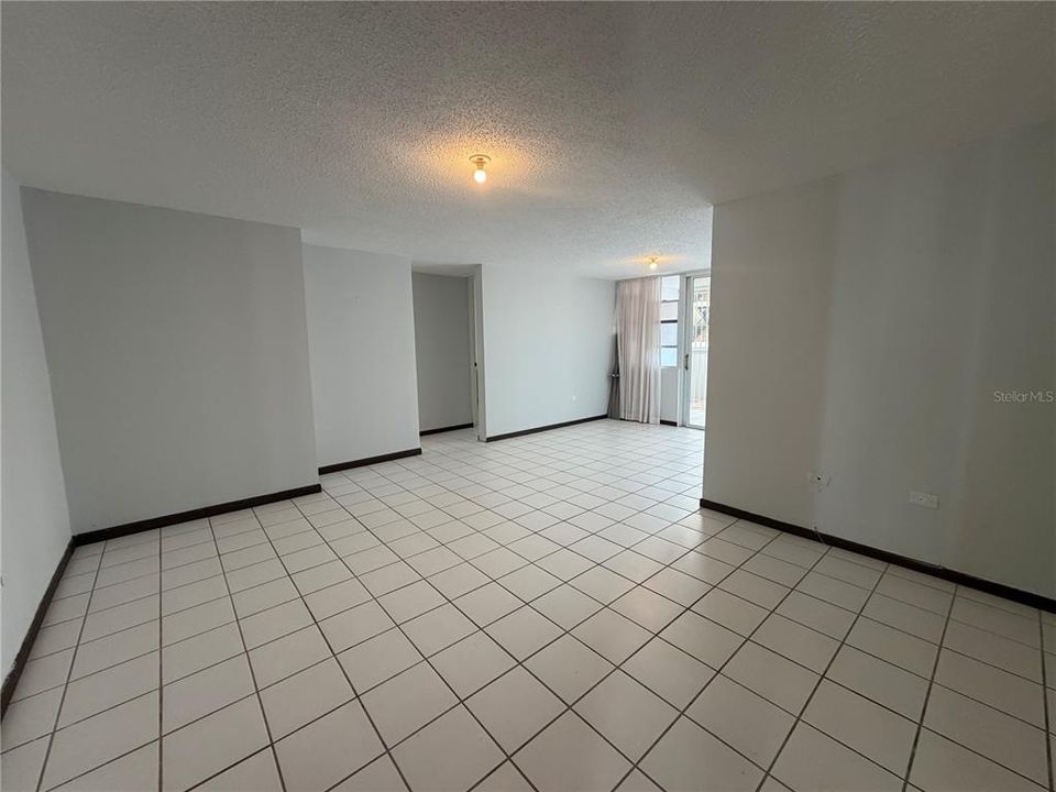Activo con contrato: $349,900 (3 camas, 2 baños, 0 Pies cuadrados)