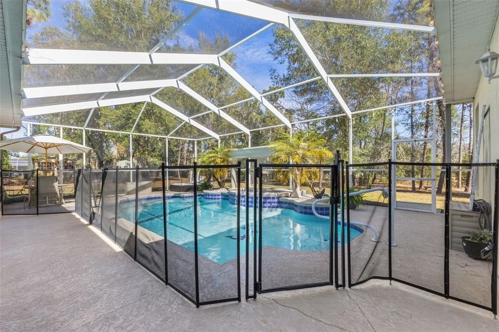 На продажу: $739,999 (4 спален, 3 ванн, 3181 Квадратных фут)