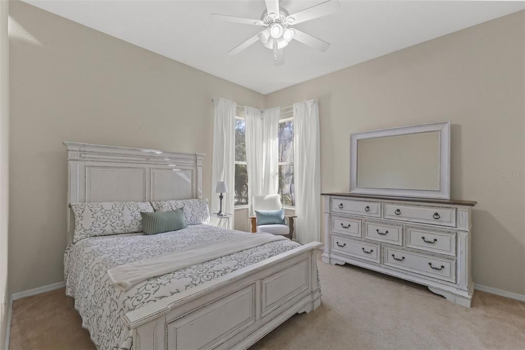На продажу: $739,999 (4 спален, 3 ванн, 3181 Квадратных фут)