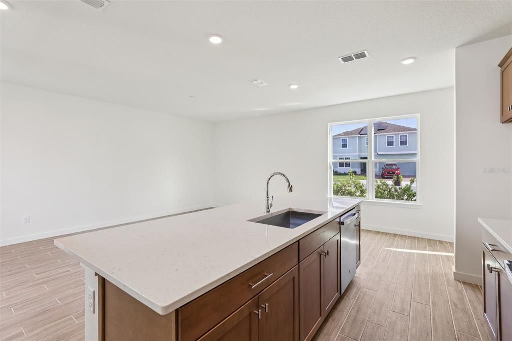 Active With Contract: $379,990 (3 beds, 2 baths, 1929 Square Feet)