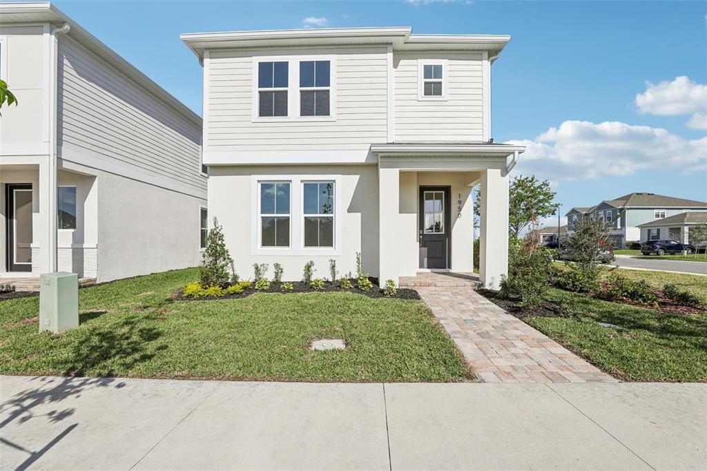 Active With Contract: $379,990 (3 beds, 2 baths, 1929 Square Feet)