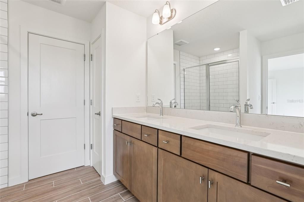 Active With Contract: $379,990 (3 beds, 2 baths, 1929 Square Feet)