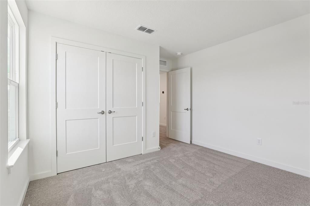 Active With Contract: $379,990 (3 beds, 2 baths, 1929 Square Feet)