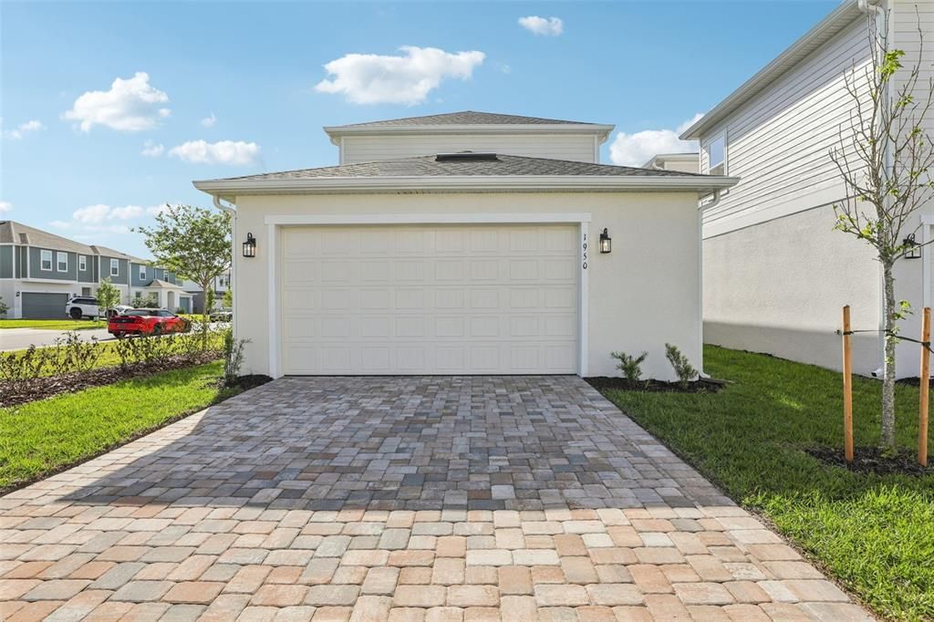 Active With Contract: $379,990 (3 beds, 2 baths, 1929 Square Feet)