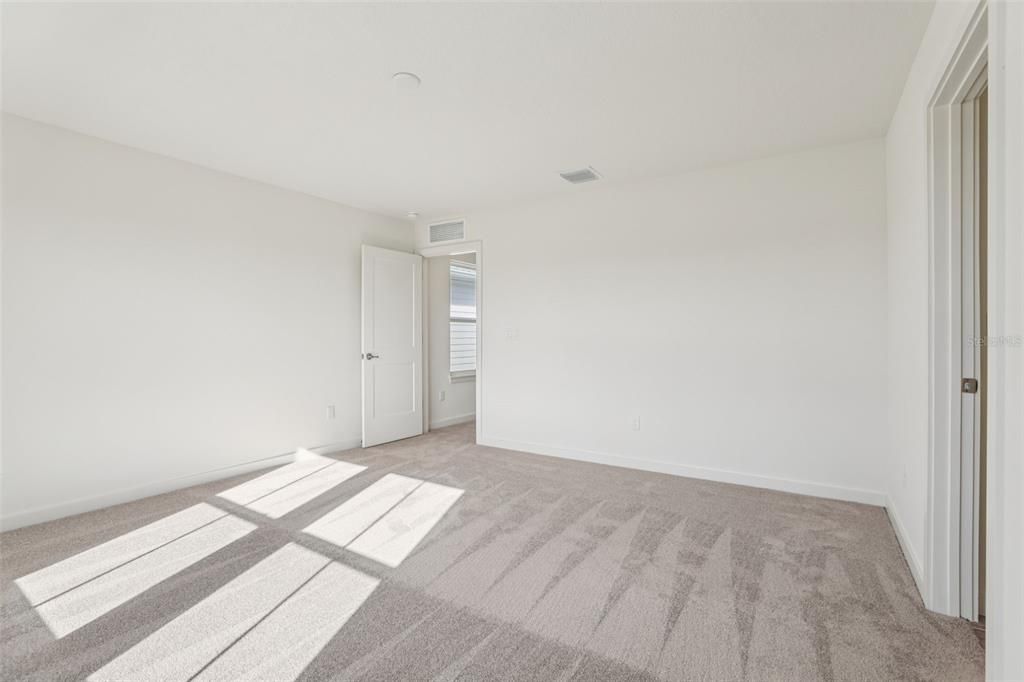 Active With Contract: $379,990 (3 beds, 2 baths, 1929 Square Feet)
