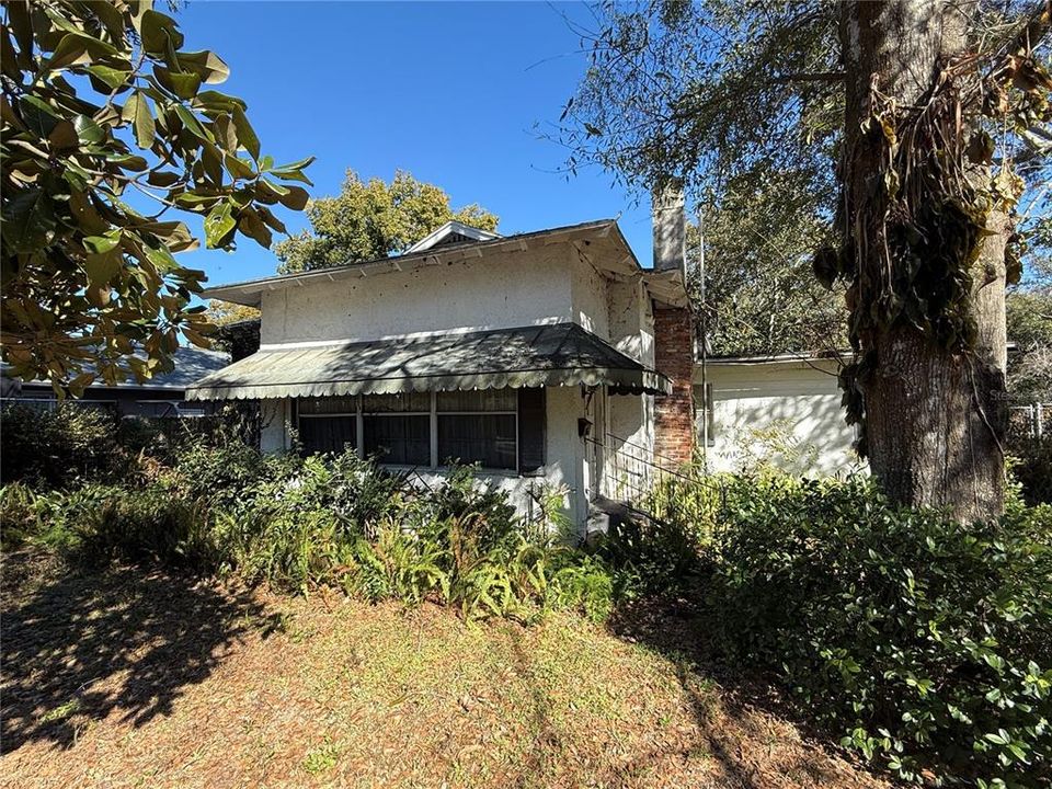 Active With Contract: $79,900 (4 beds, 2 baths, 1528 Square Feet)