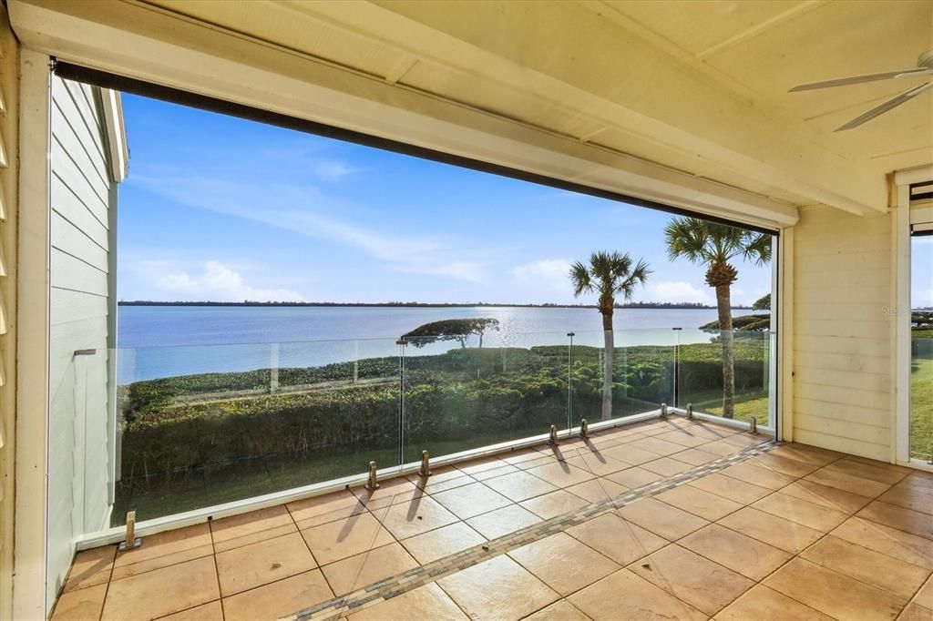 Active With Contract: $748,900 (2 beds, 2 baths, 2764 Square Feet)