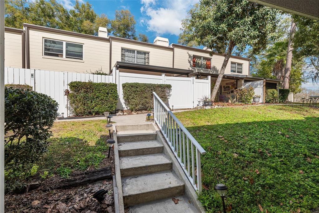 For Sale: $95,000 (2 beds, 2 baths, 1853 Square Feet)