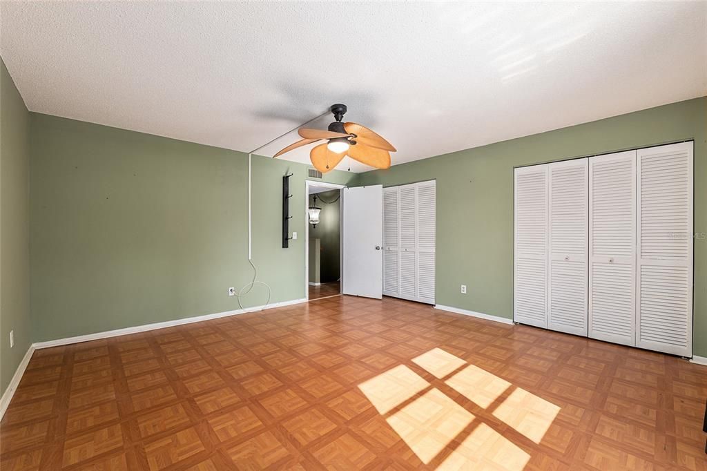 For Sale: $95,000 (2 beds, 2 baths, 1853 Square Feet)