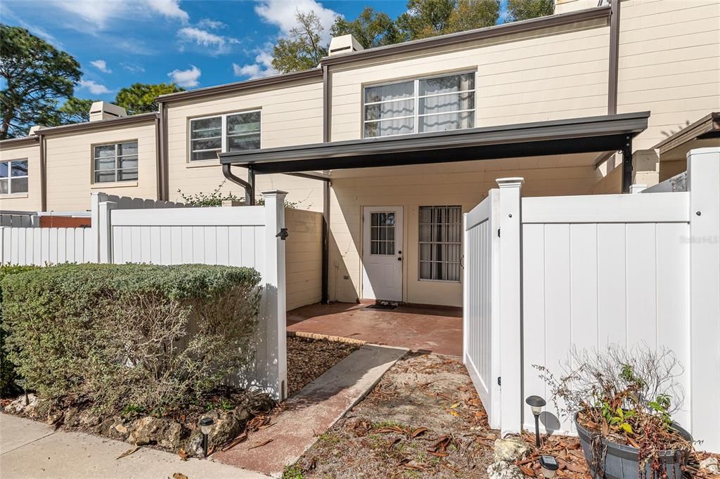 For Sale: $95,000 (2 beds, 2 baths, 1853 Square Feet)