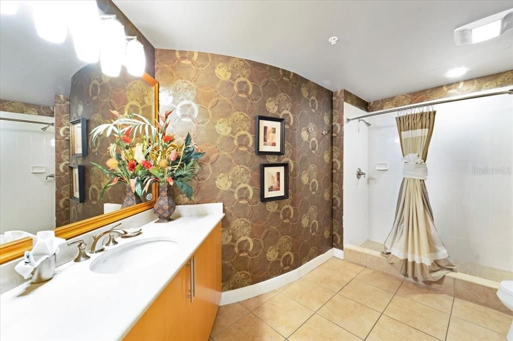 На продажу: $1,350,000 (4 спален, 3 ванн, 2927 Квадратных фут)