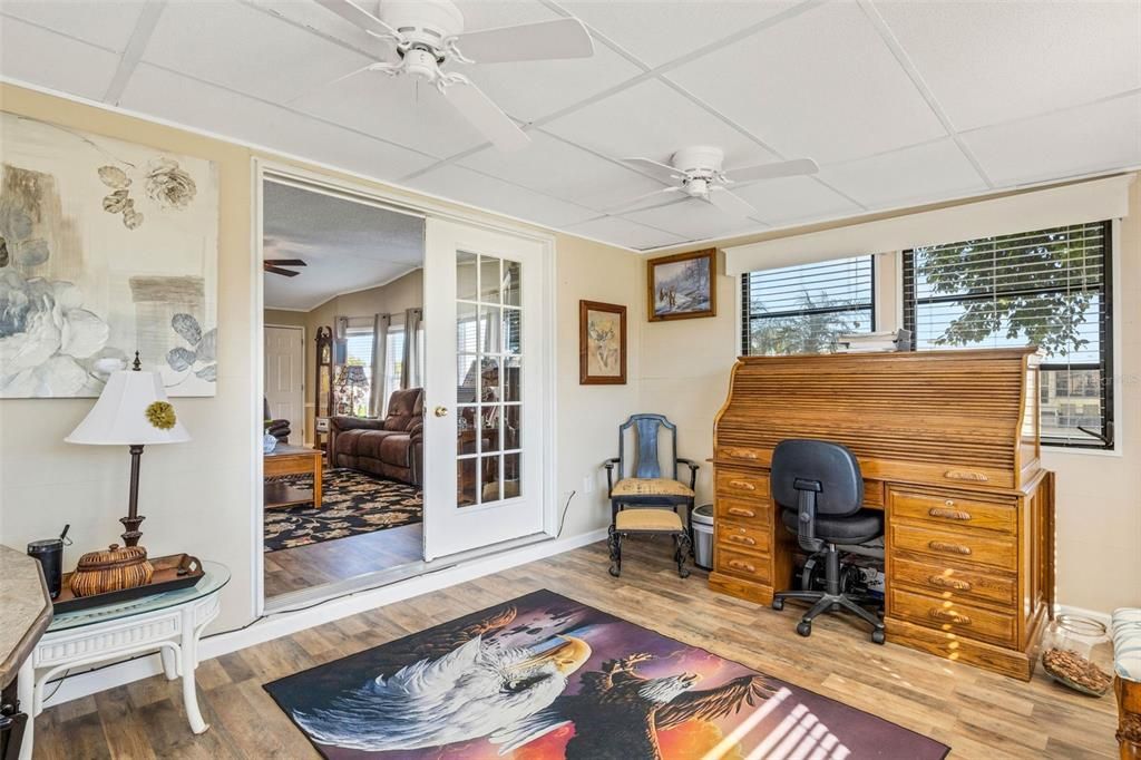 Activo con contrato: $239,900 (2 camas, 2 baños, 1428 Pies cuadrados)