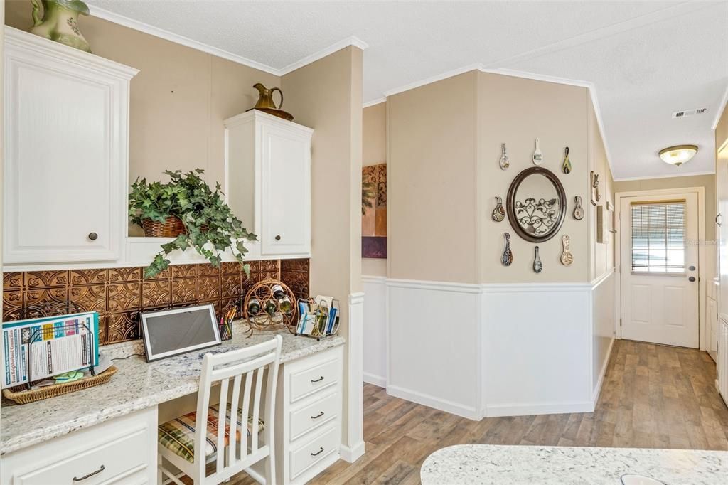 Activo con contrato: $239,900 (2 camas, 2 baños, 1428 Pies cuadrados)