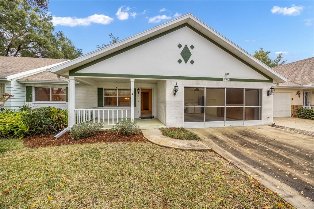 Active With Contract: $132,900 (2 beds, 2 baths, 1688 Square Feet)