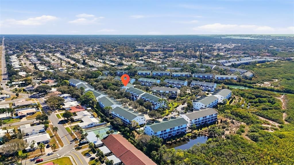 Под контрактом: $430,000 (3 спален, 3 ванн, 2174 Квадратных фут)