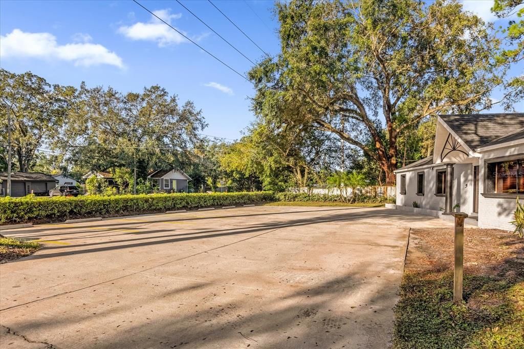 На продажу: $429,900 (0 спален, 0 ванн, 2037 Квадратных фут)