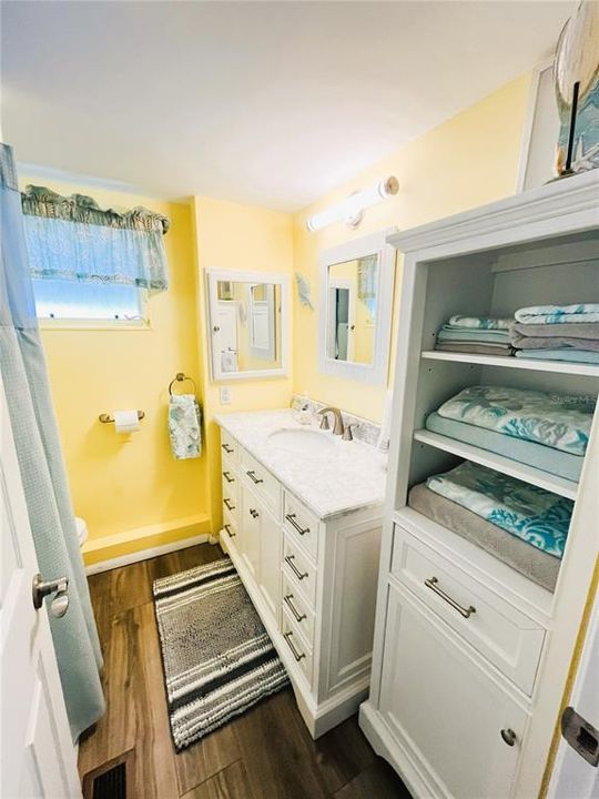 Activo con contrato: $149,000 (2 camas, 1 baños, 780 Pies cuadrados)