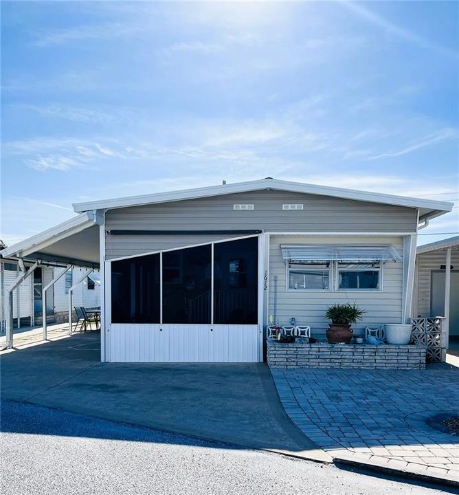 Activo con contrato: $149,000 (2 camas, 1 baños, 780 Pies cuadrados)