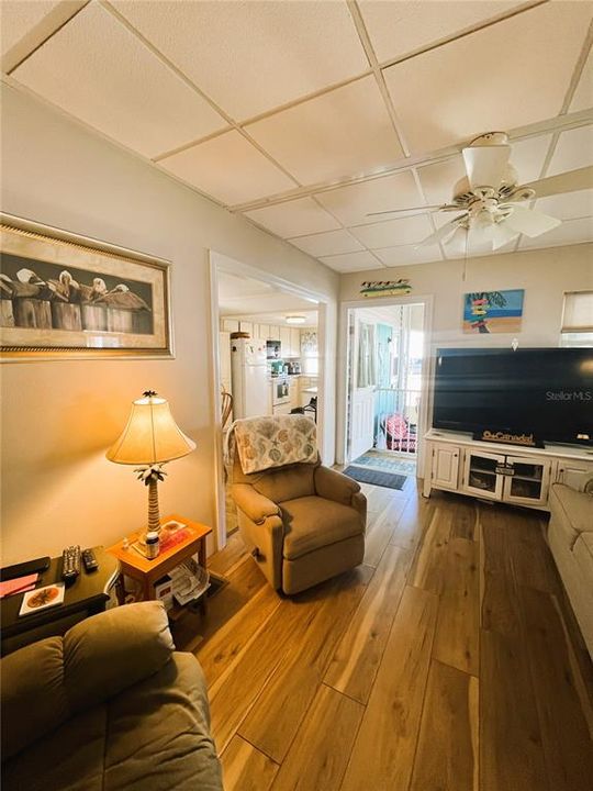 Activo con contrato: $149,000 (2 camas, 1 baños, 780 Pies cuadrados)