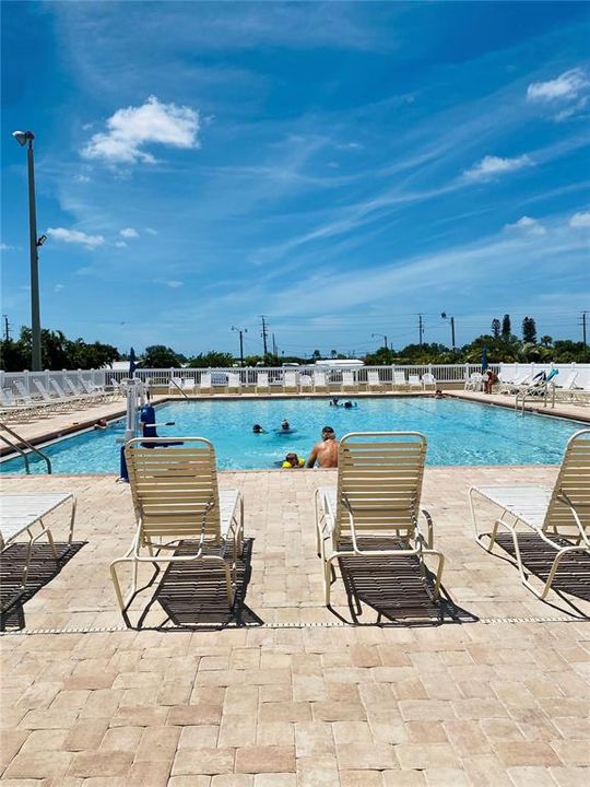 Activo con contrato: $149,000 (2 camas, 1 baños, 780 Pies cuadrados)